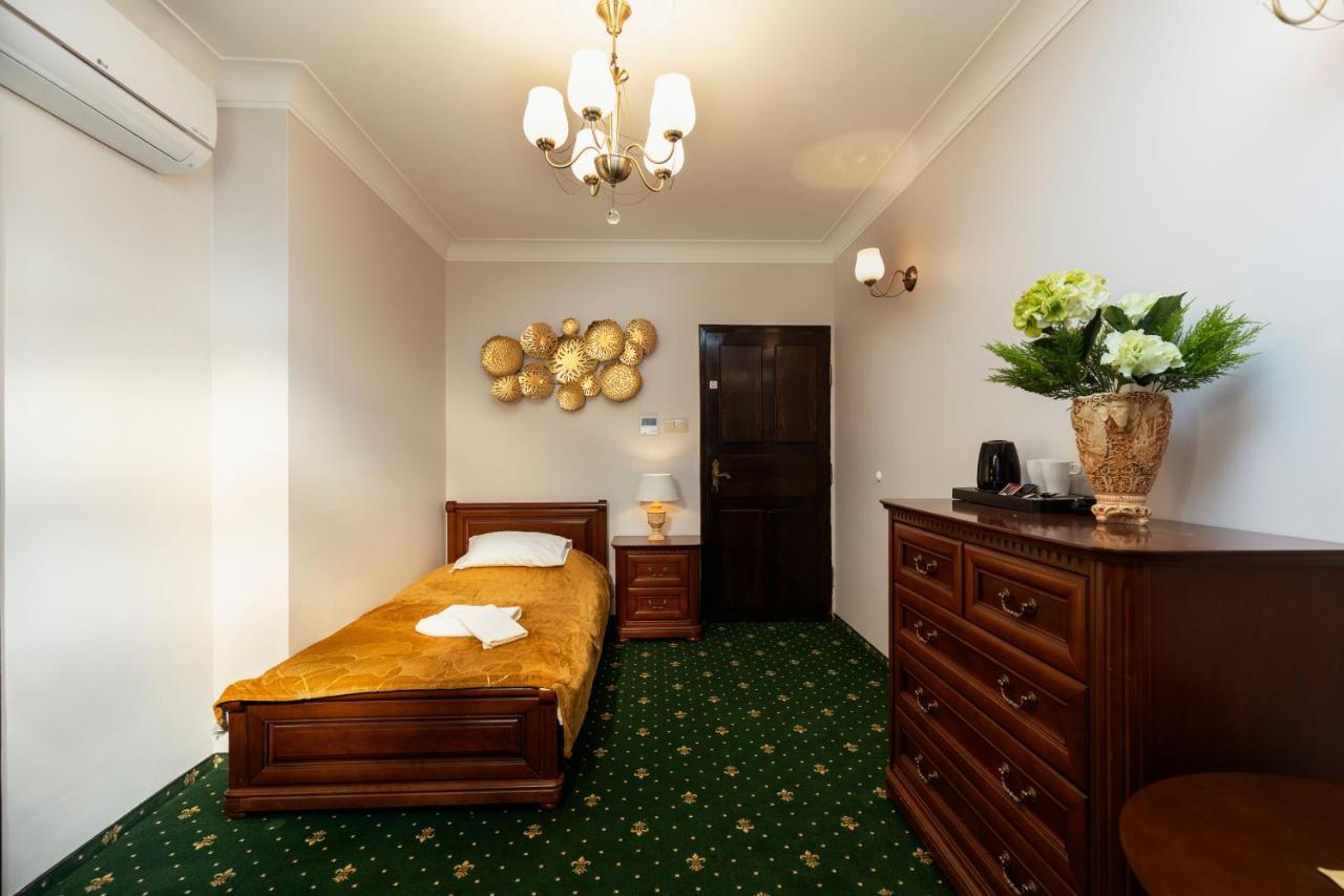 Villa Toscania-Check In 24H Poznan Luaran gambar