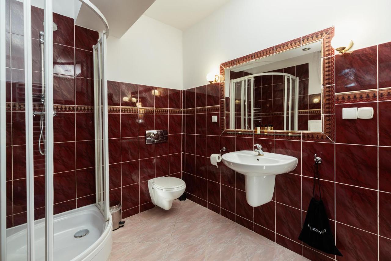 Villa Toscania-Check In 24H Poznan Luaran gambar